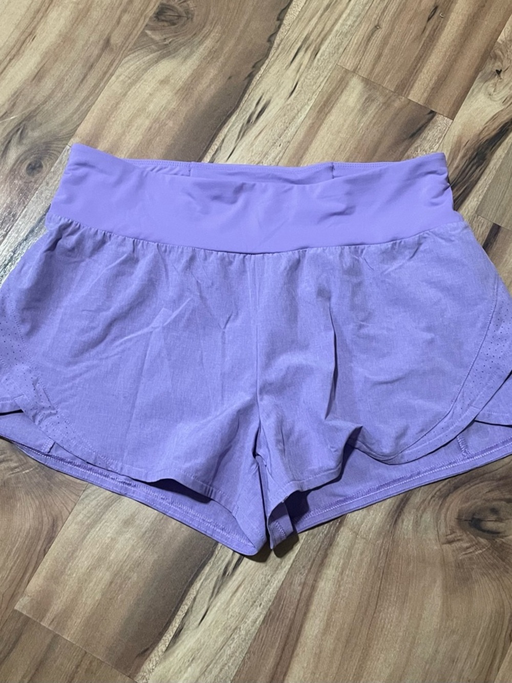 CALIA Kick It Up Performance Running Shorts 3" - Light Purple - EUC Sz M
